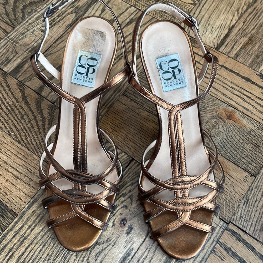 BARNEYS NEW YORK COOP Bronze Metallic Strappy Stilettos. Sz 36.5.